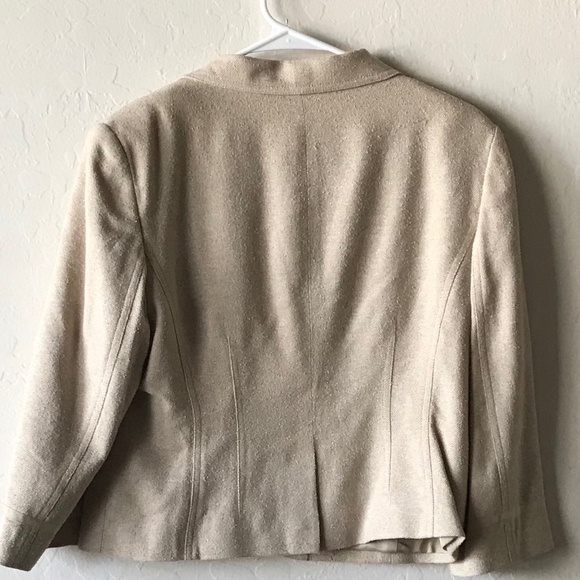 BLAZER BY CITY UNLTD!! - Picture 5 of 5